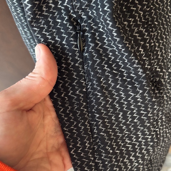 Athleta Black and White Zip-Up Jacket - Picture 5 of 8